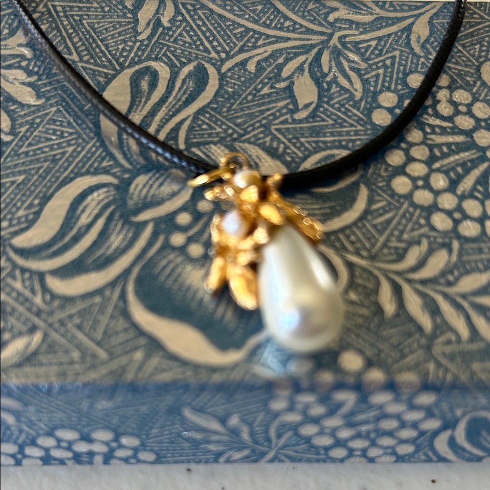 Gold and Pearl Teardrop Necklace
